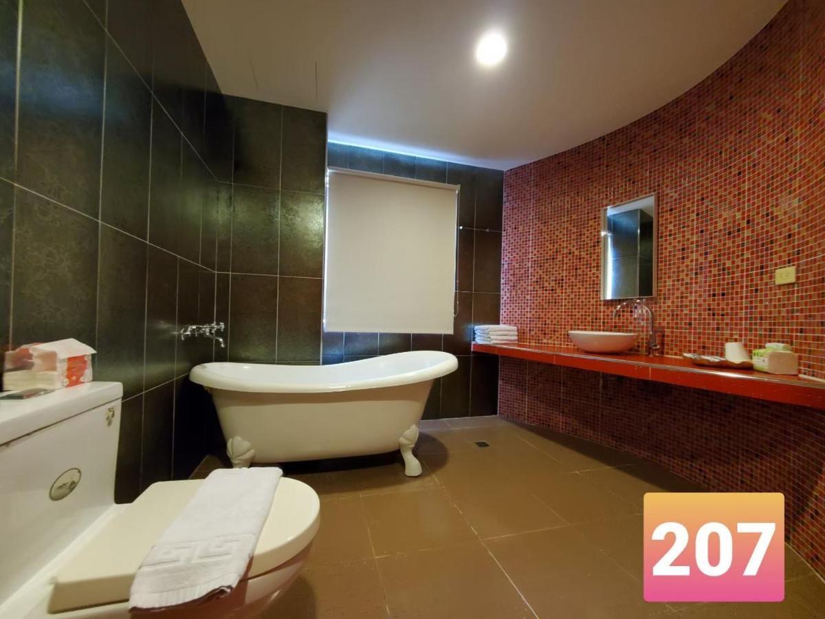 E-Ping Castle Hotel نانوان المظهر الخارجي الصورة