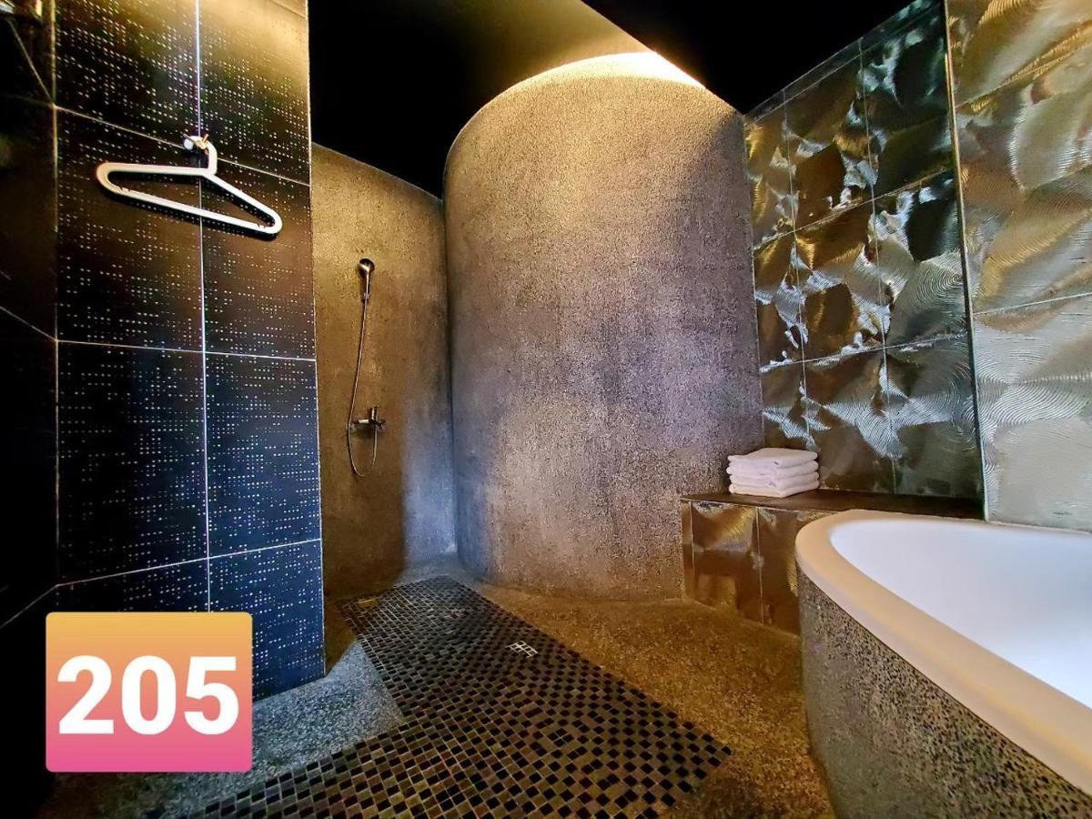E-Ping Castle Hotel نانوان المظهر الخارجي الصورة